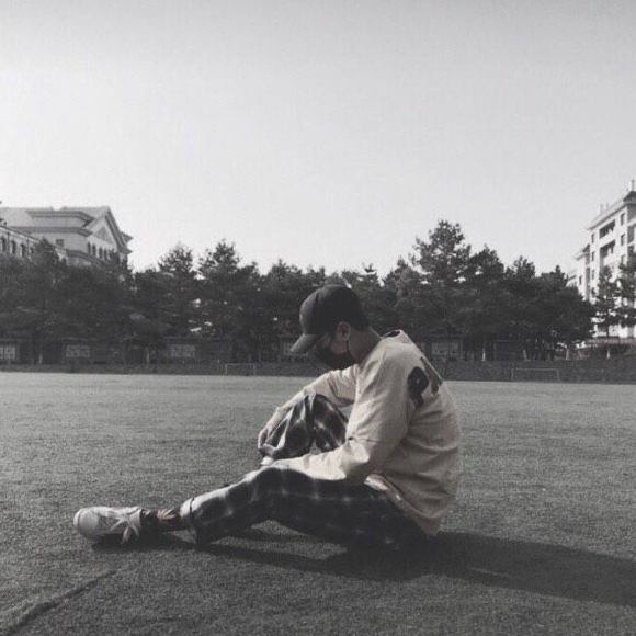 Meet your Posher, Red - Picture 1 of 1